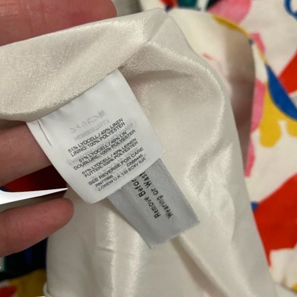 J. CREW White, Red, Blue, Yellow Pintucked in Morning Floral Skirt Size 0 - Picture 6 of 8